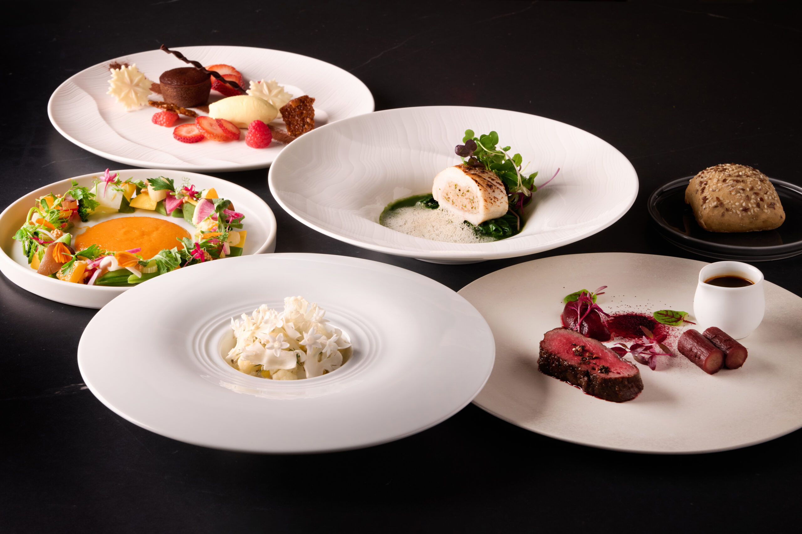 ホリデーシーズン限定の「シンフォニー・オブ・ウェルネス」ランチ・ディナーのご案内